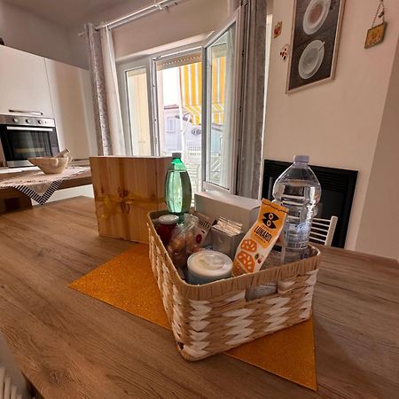 Il Don Minzoni 98 "Casa Vacanze" Lido di Camaiore Eksteriør bilde